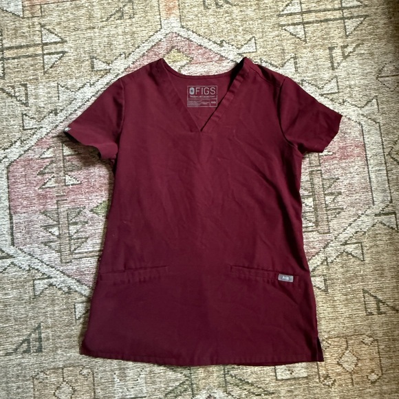 Figs Burgundy Scrub top and bottom - Picture 8 of 9
